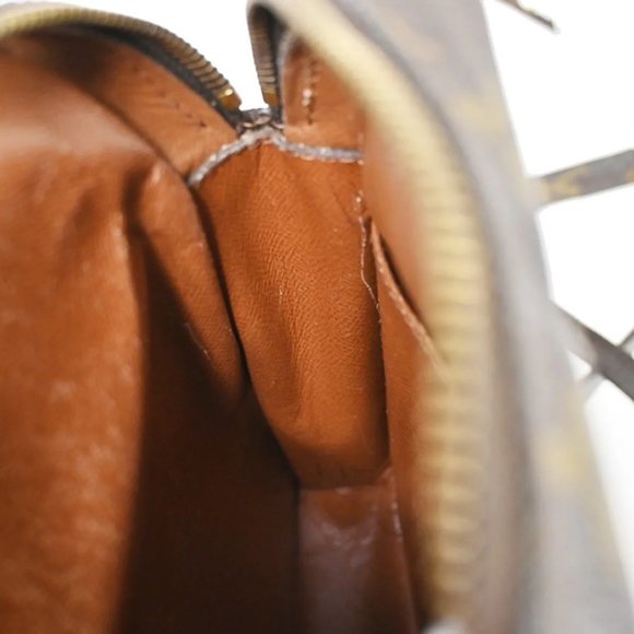 Auth LOUIS VUITTON Amazon Crossbody Shoulder Bag Monogram Leather - Picture 11 of 16